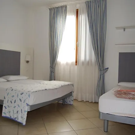Charming Flat With Swimming Pool شقة *