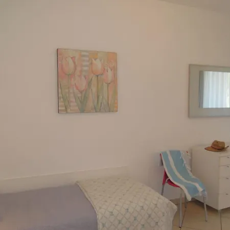 Charming Flat With Swimming Pool ビビオーネ