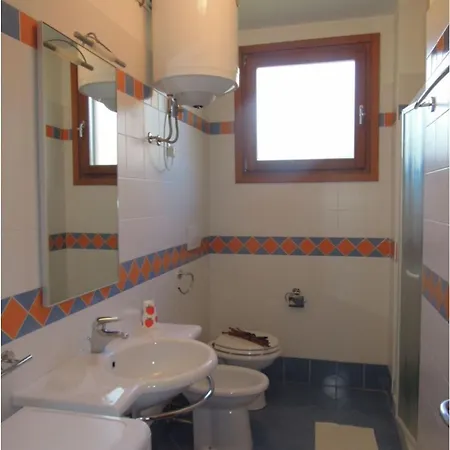 アパート Charming Flat With Swimming Pool *