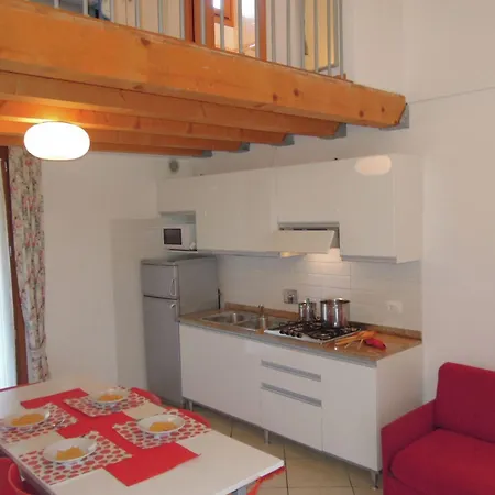 Charming Flat With Swimming Pool アパート