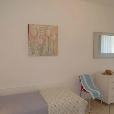 Charming Flat With Swimming Pool 公寓 比比翁