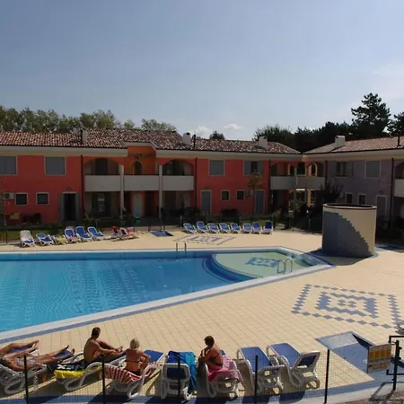Charming Flat With Swimming Pool * بيبيوني